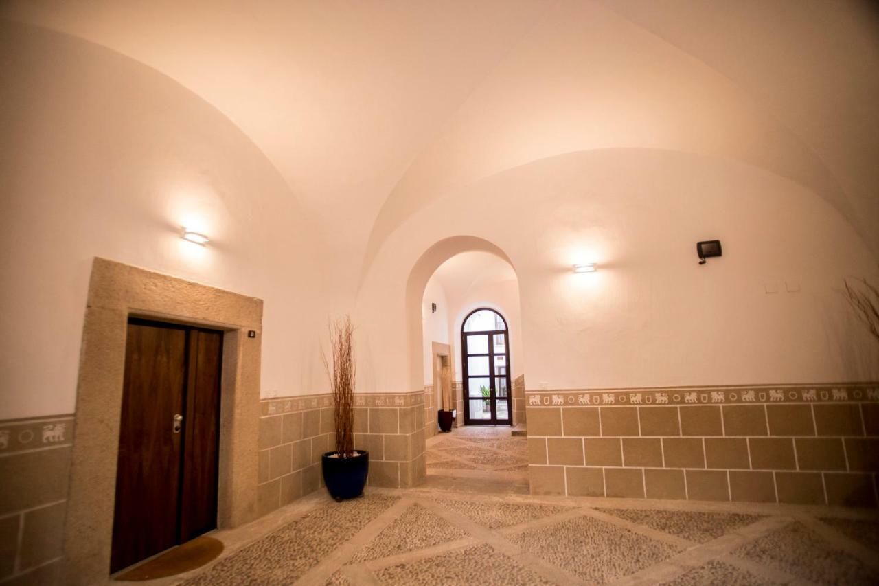 Md Casa Palacio Munoz Chaves Siglo XVIII Caceres Exterior photo