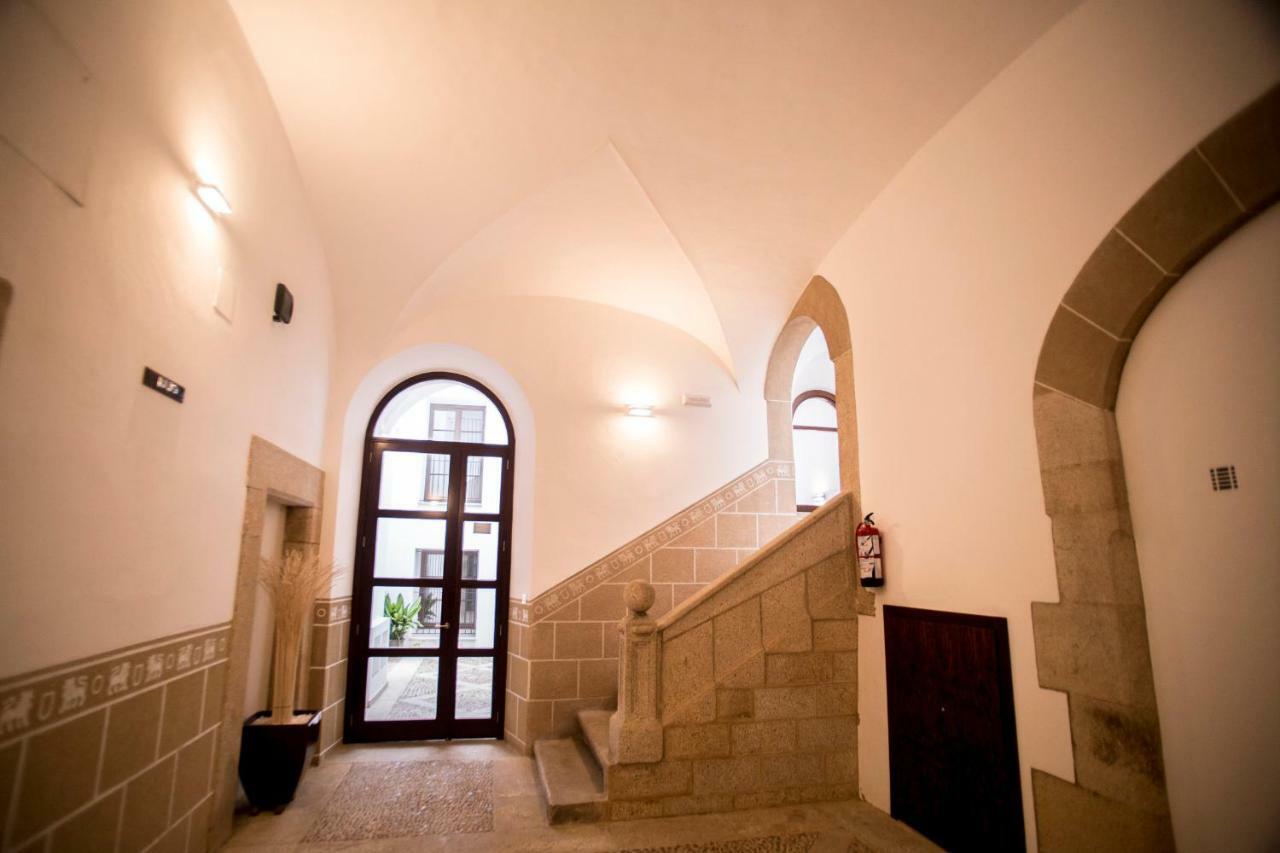Md Casa Palacio Munoz Chaves Siglo XVIII Caceres Exterior photo